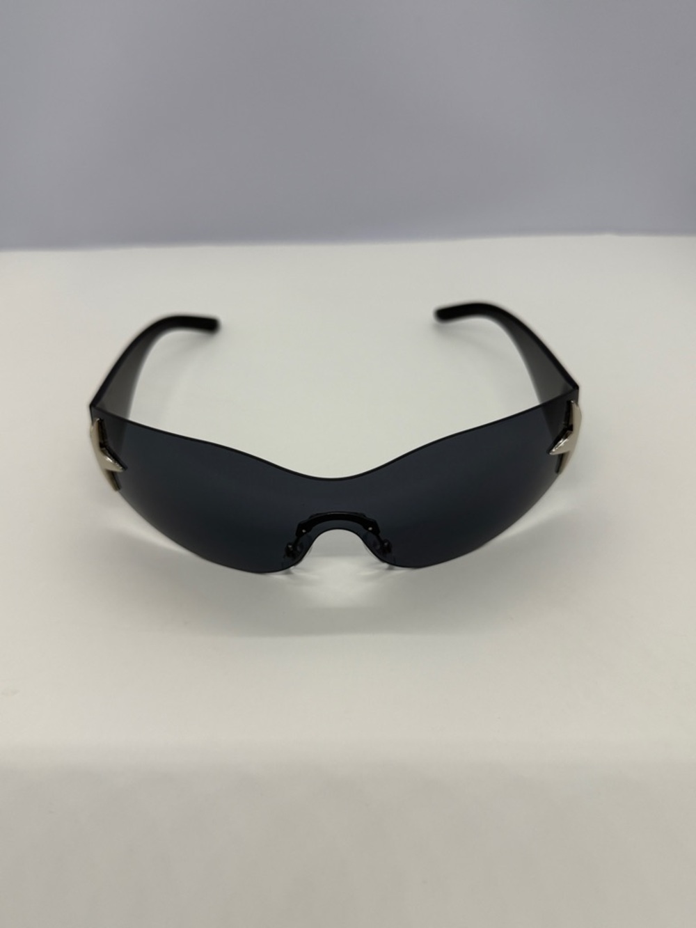Black Star-Accented Shield Sunglasses